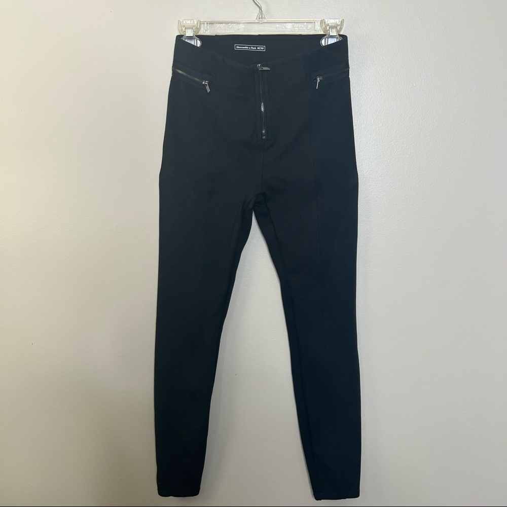 Abercrombie & Fitch Black Pull on, zip up closer, skinny dress pants-xsmall